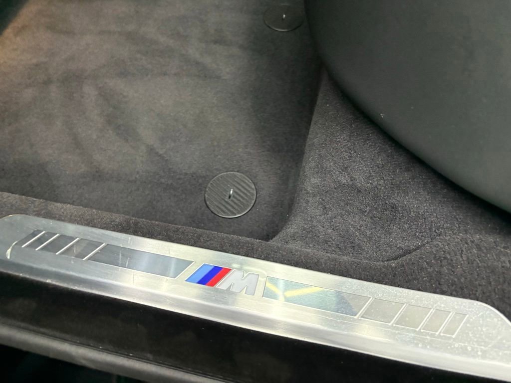 Used 2025 BMW 740i w/ Premium Package RWD image 47