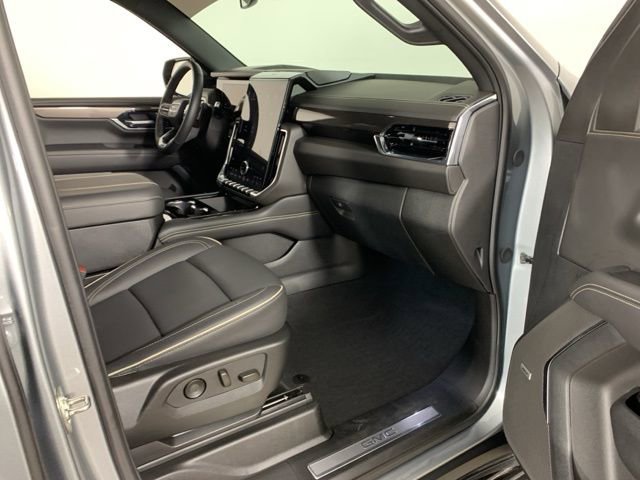 Used 2025 GMC Yukon Elevation w/ LPO, Floor Liner Package image 41