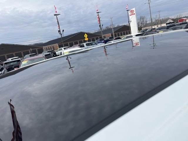 Used 2023 Toyota Tundra Limited image 16