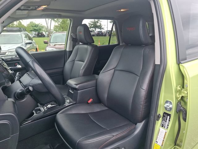 Used 2023 Toyota 4Runner TRD Off-Road Premium w/ Off Road Premium Plus Package AWD/4WD image 13