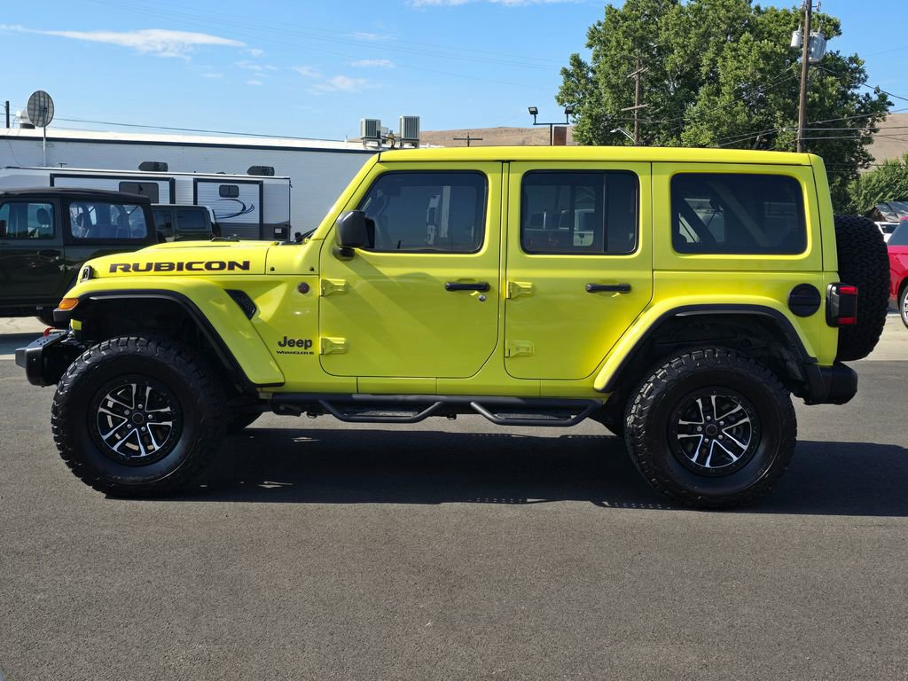 Used 2024 Jeep Wrangler Unlimited Rubicon image 2