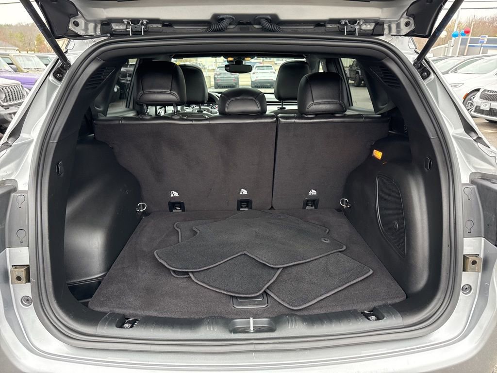 Certified 2023 Jeep Compass Limited w/ Sun and Sound Group image 25