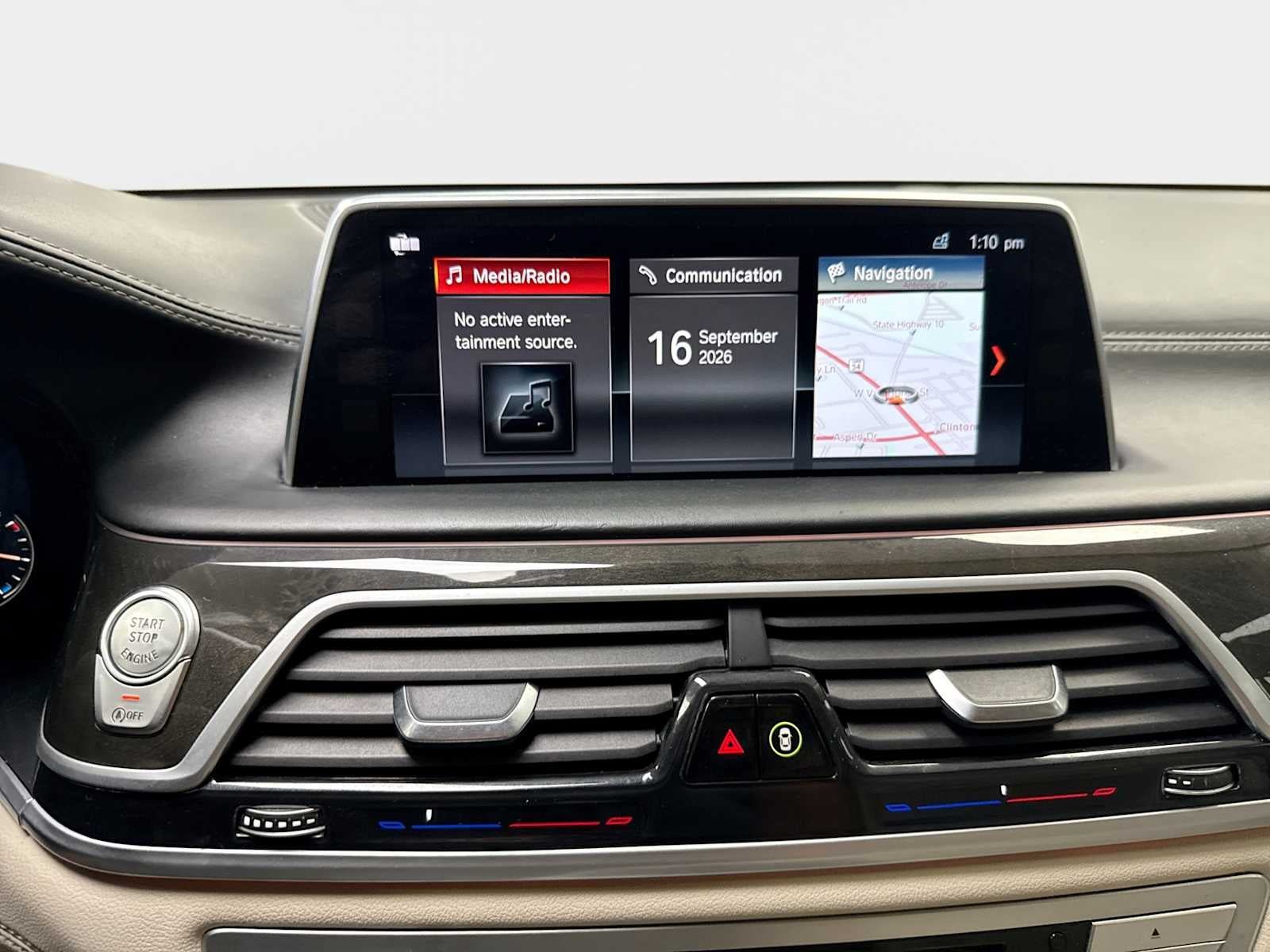 Used 2018 BMW 740i xDrive AWD/4WD image 12
