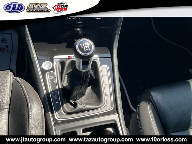 Used 2017 Volkswagen Golf R 4-Door AWD/4WD image 16