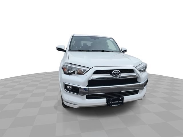 Used 2018 Toyota 4Runner Limited AWD/4WD image 3