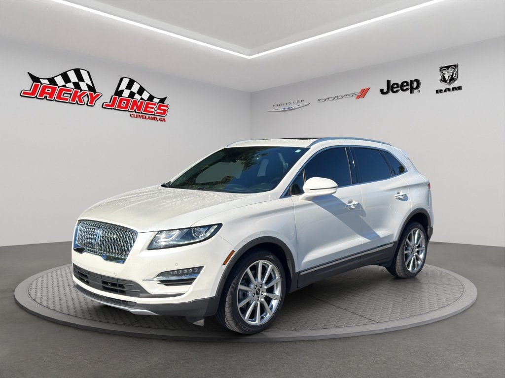 Used 2019 Lincoln MKC Reserve w/ MKC Technology Package FWD image 2