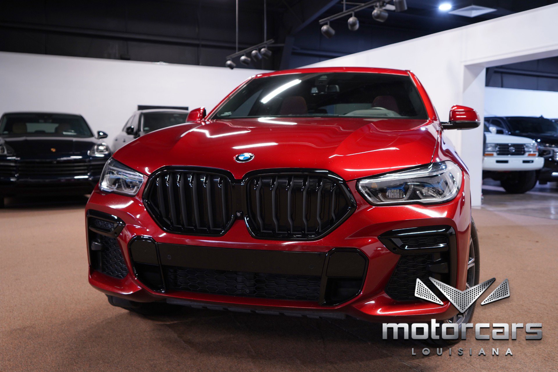 Used 2022 BMW X6 xDrive40i w/ Executive Package image 1