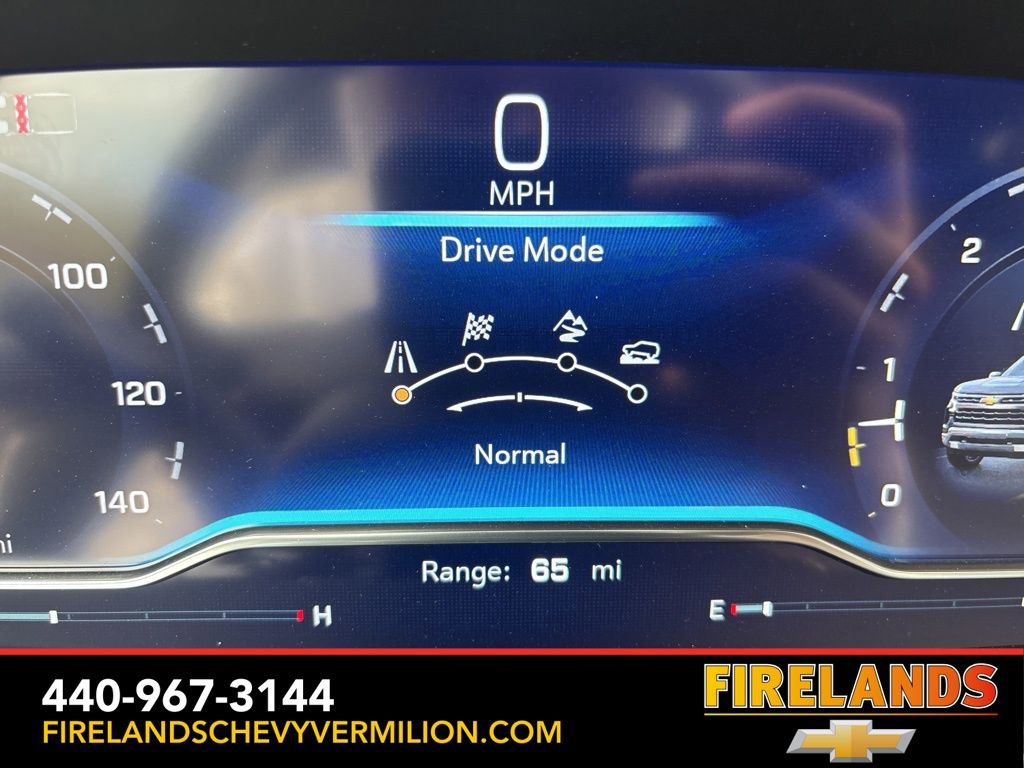 Used 2025 Chevrolet Silverado 1500 LTZ w/ LTZ Convenience Package II image 4