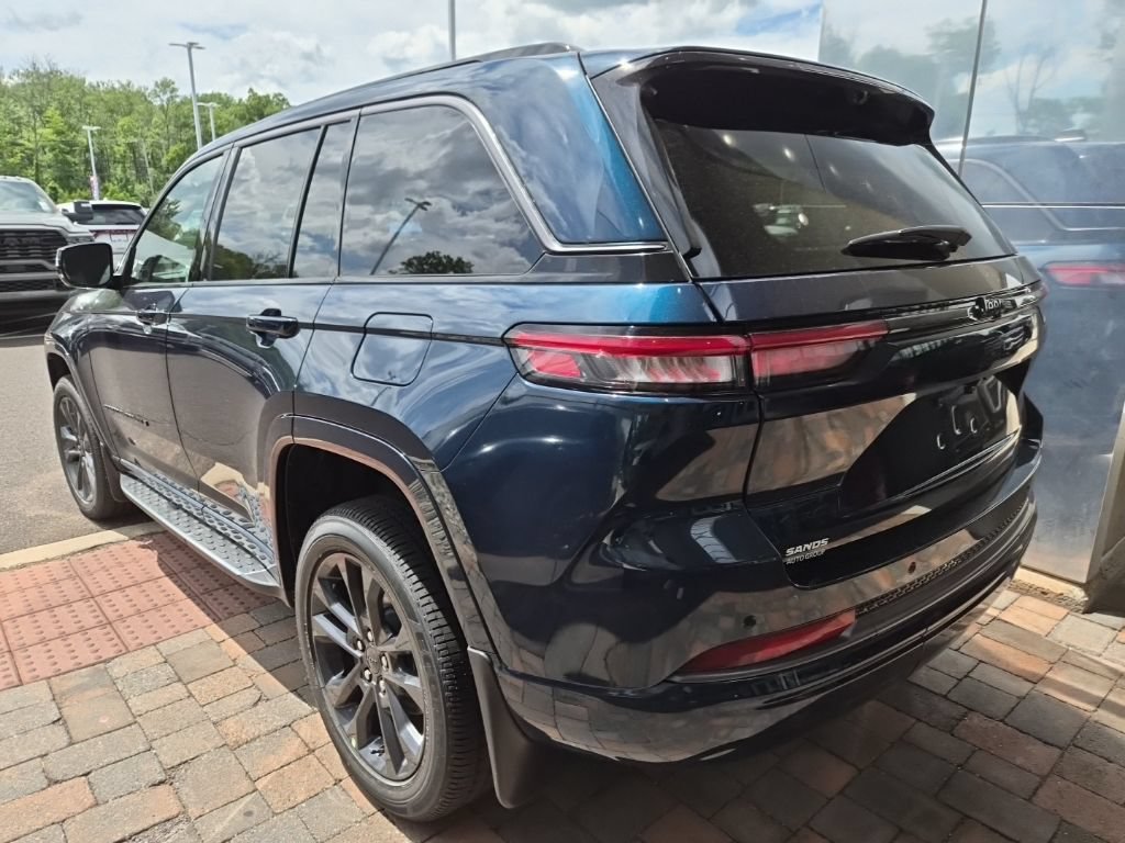 New 2026 Jeep Grand Cherokee Limited AWD/4WD image 4