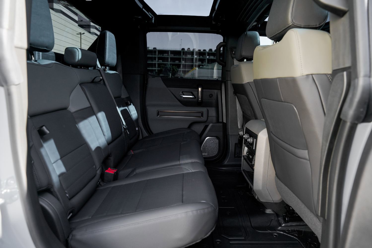 Used 2024 GMC Hummer EV 3X w/ Extreme Off-Road Package image 36