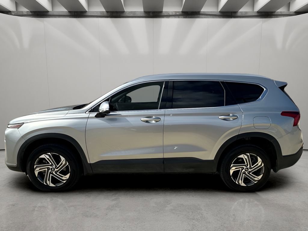 Used 2023 Hyundai Santa Fe SEL image 2