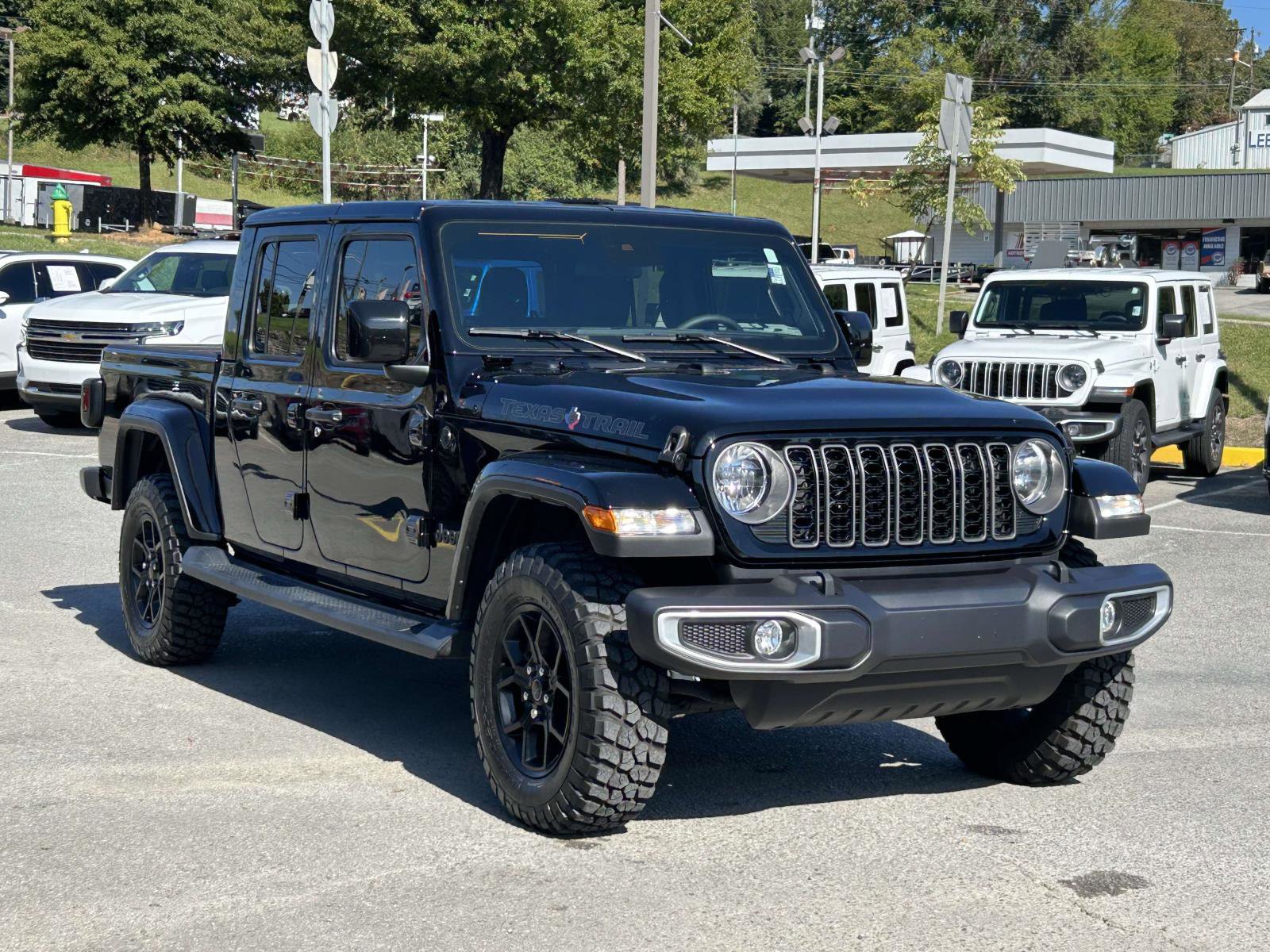 Used 2025 Jeep Gladiator Sport