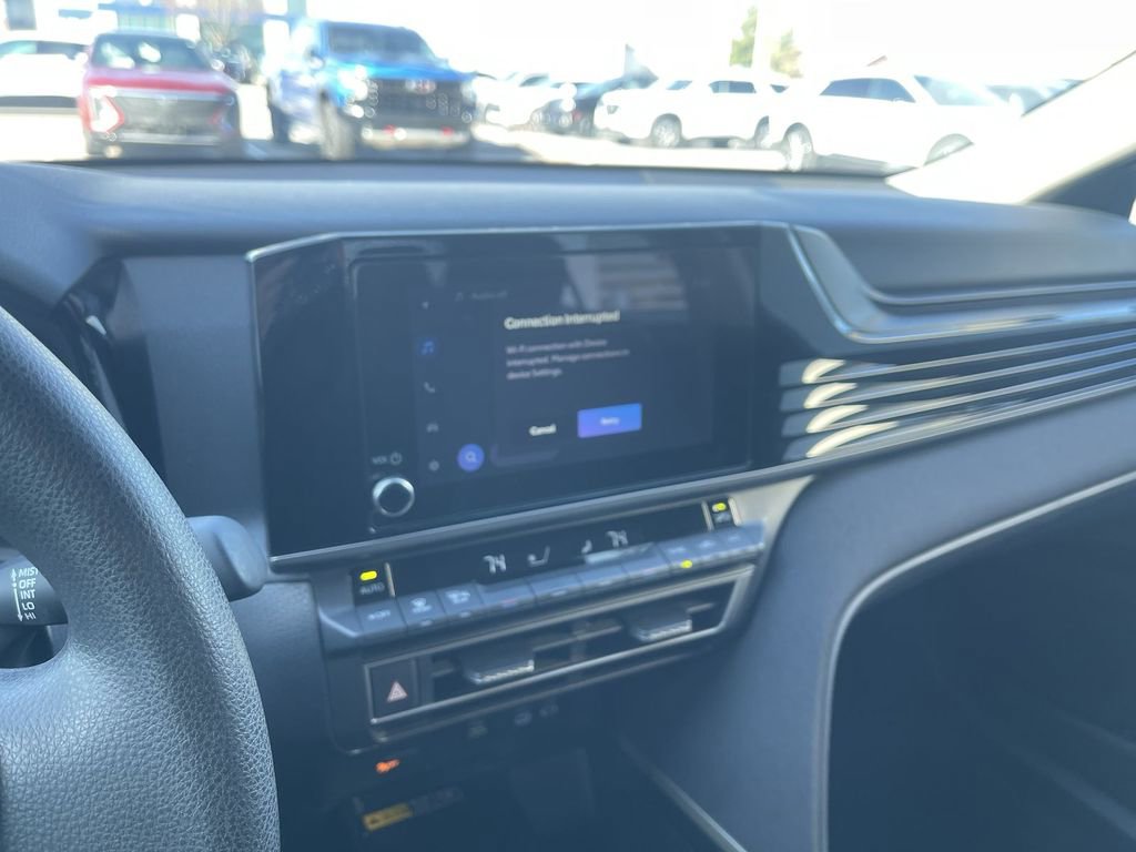 Used 2025 Toyota Camry LE w/ Convenience Package image 26