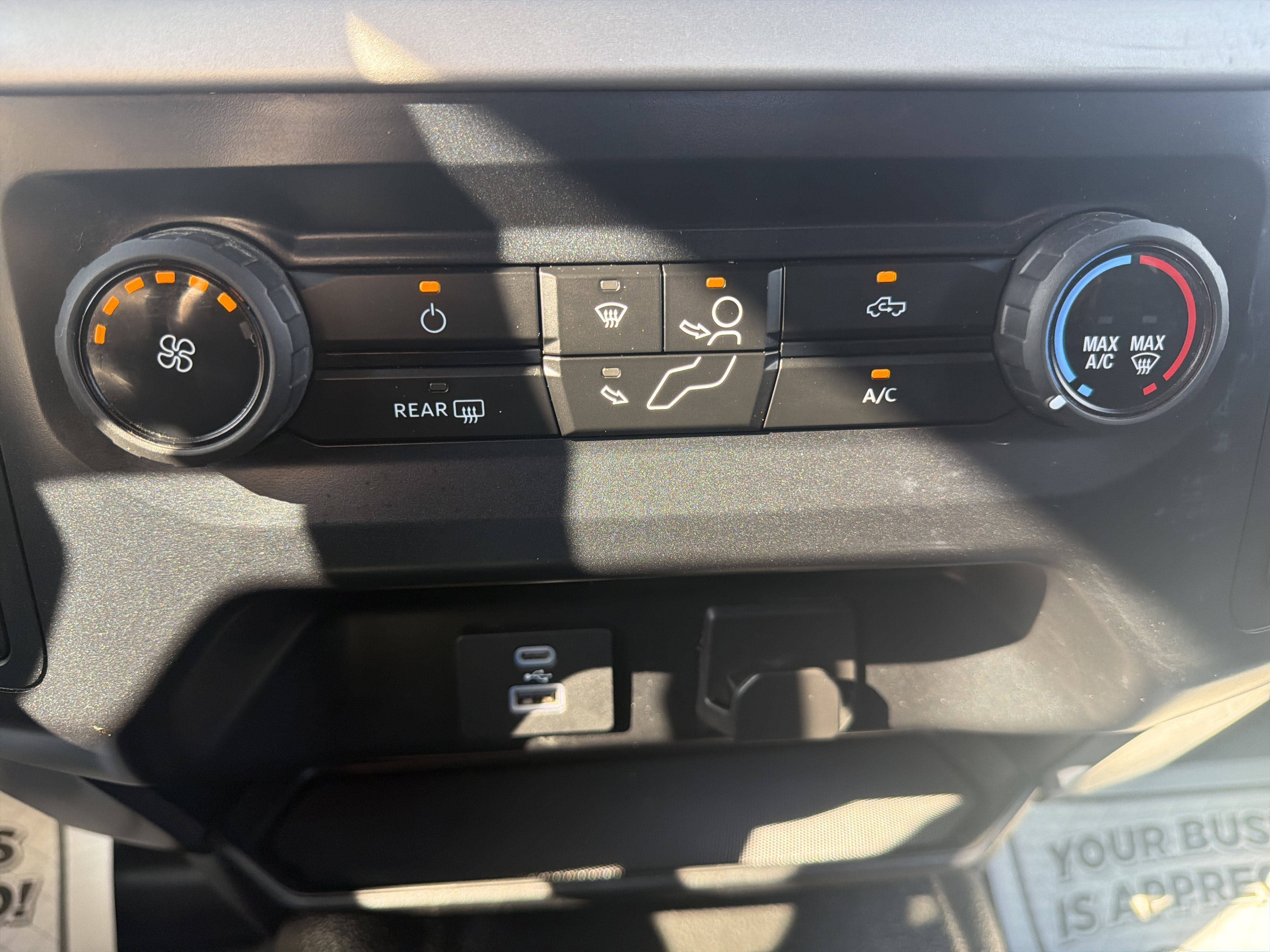 Used 2023 Ford F150 XLT AWD/4WD image 28