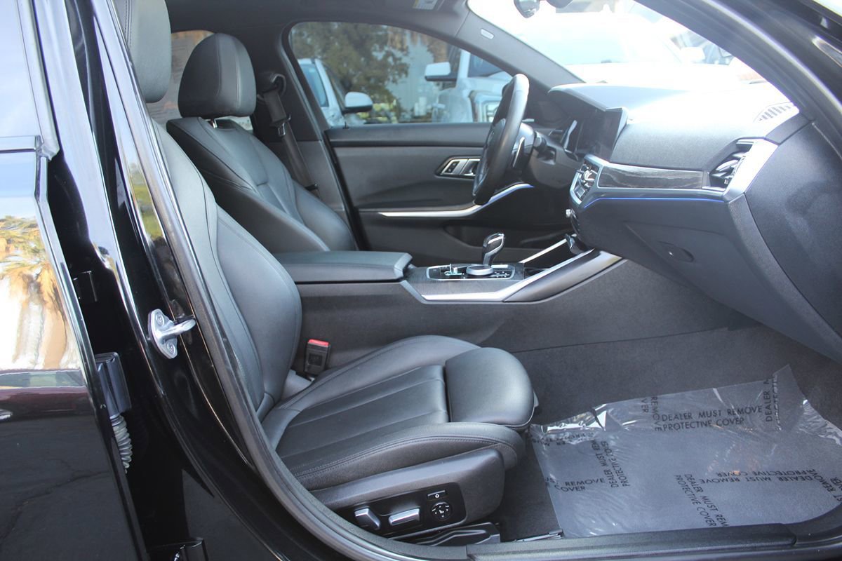 Used 2020 BMW M340i RWD image 27
