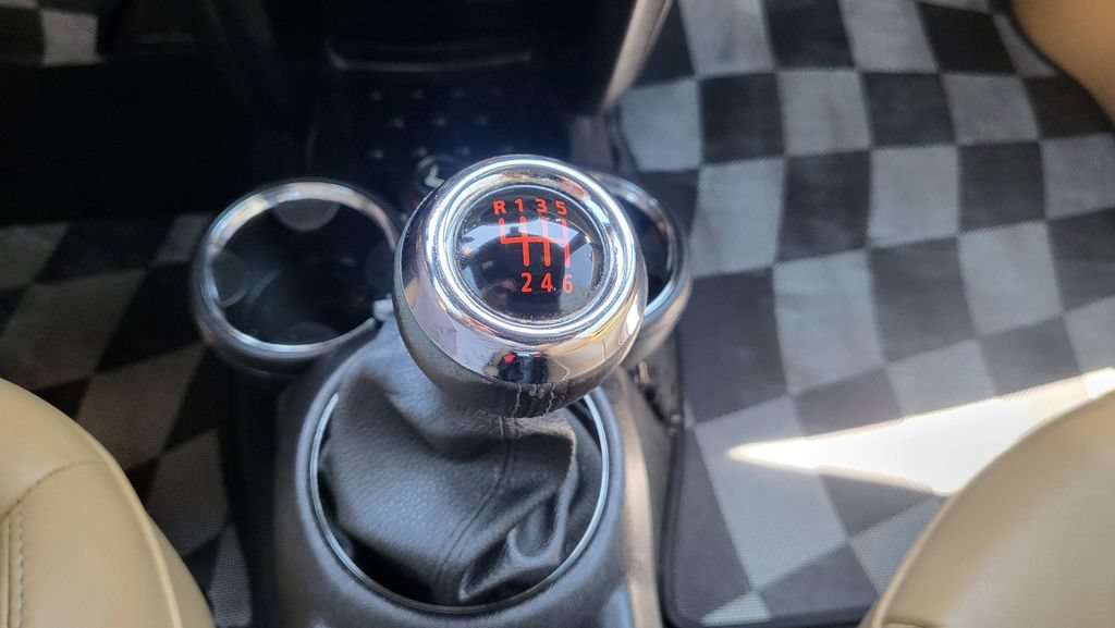 Used 2009 MINI Cooper John Cooper Works FWD image 32