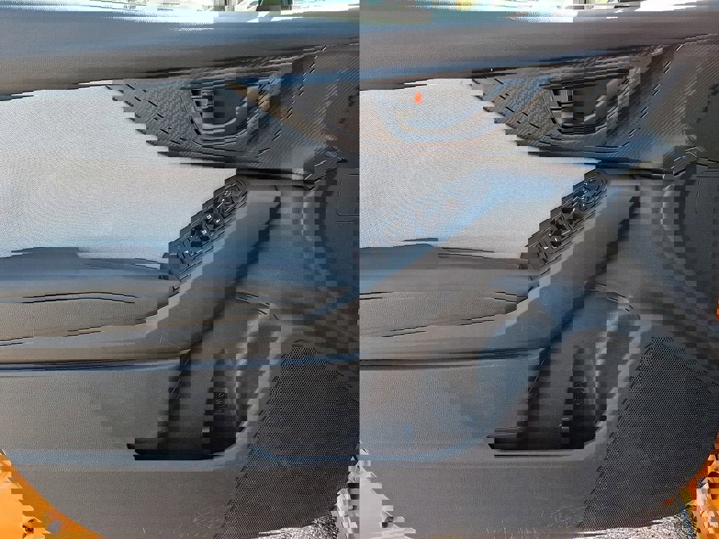 Used 2018 Subaru Crosstrek 2.0i Premium AWD/4WD image 12