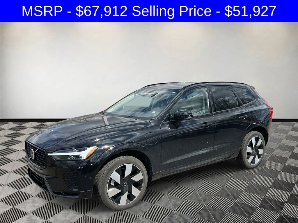 Certified 2025 Volvo XC60 T8 Plus w/ Protection Package Premier image 7