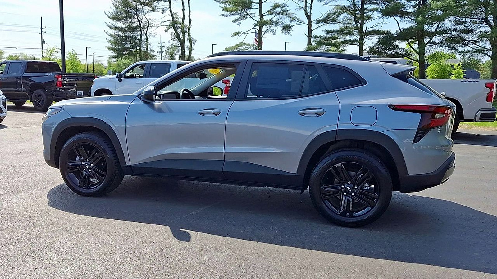 New 2026 Chevrolet Trax ACTIV w/ Driver Confidence Package FWD image 8