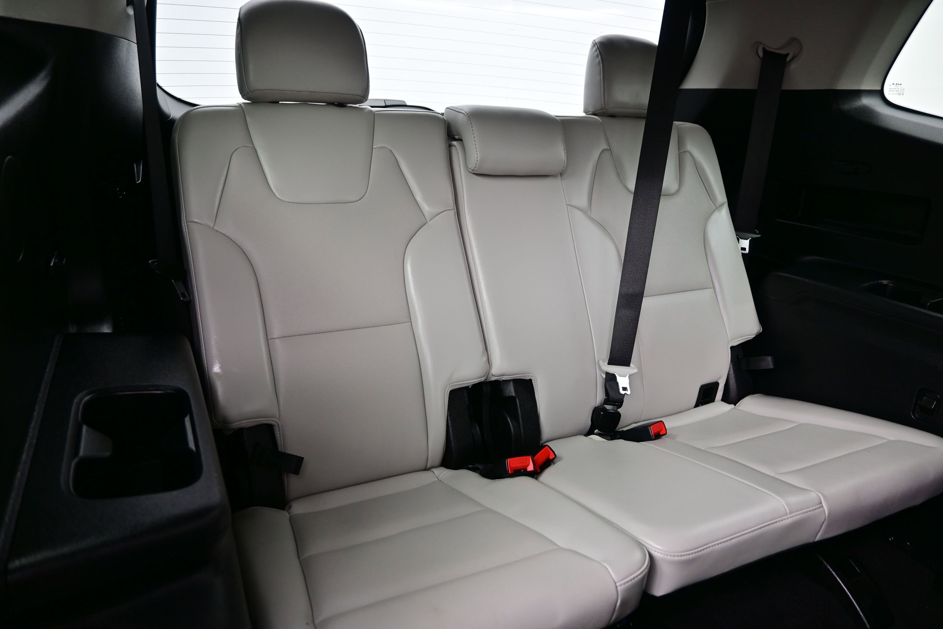 Used 2024 Kia Telluride S w/ S Sunroof Package FWD image 17