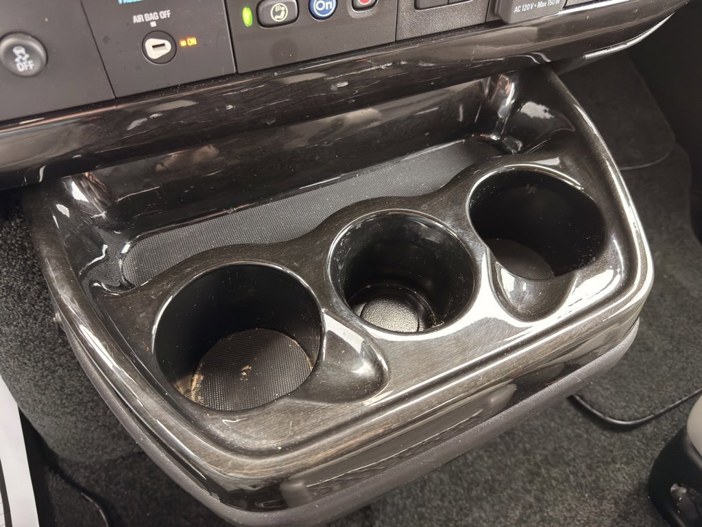 Used 2021 Chevrolet Express 2500 LS w/ Enhanced Convenience Package image 45