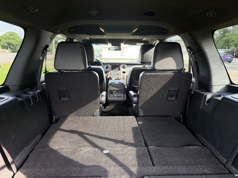 Used 2015 Ford Expedition EL Platinum RWD image 12