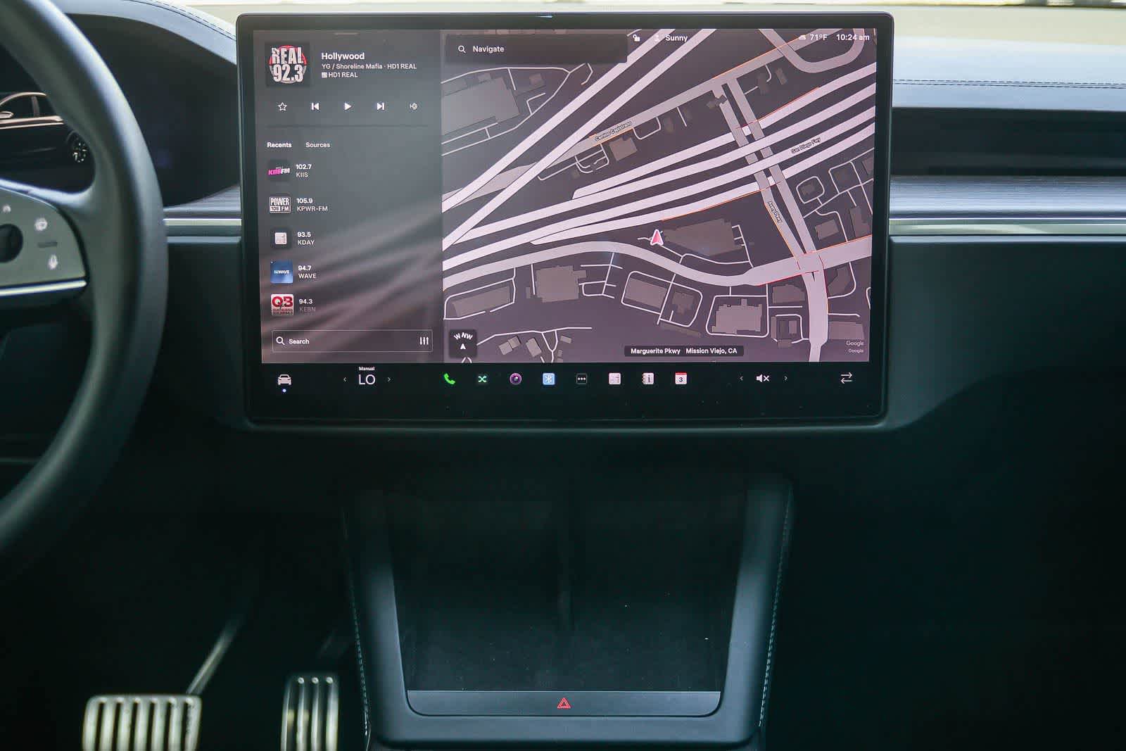 Used 2024 Tesla Model X image 13