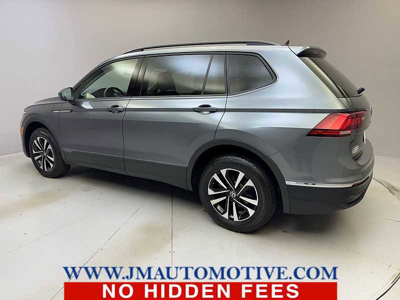 Used 2022 Volkswagen Tiguan S image 3