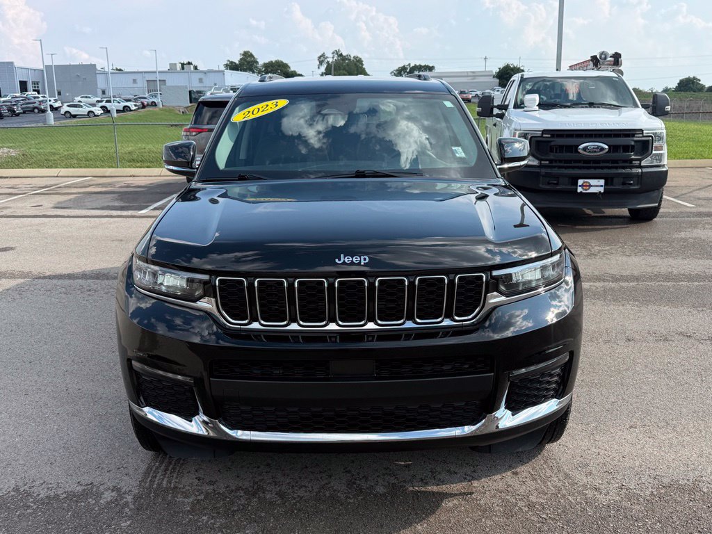 Used 2023 Jeep Grand Cherokee L Limited AWD/4WD image 41