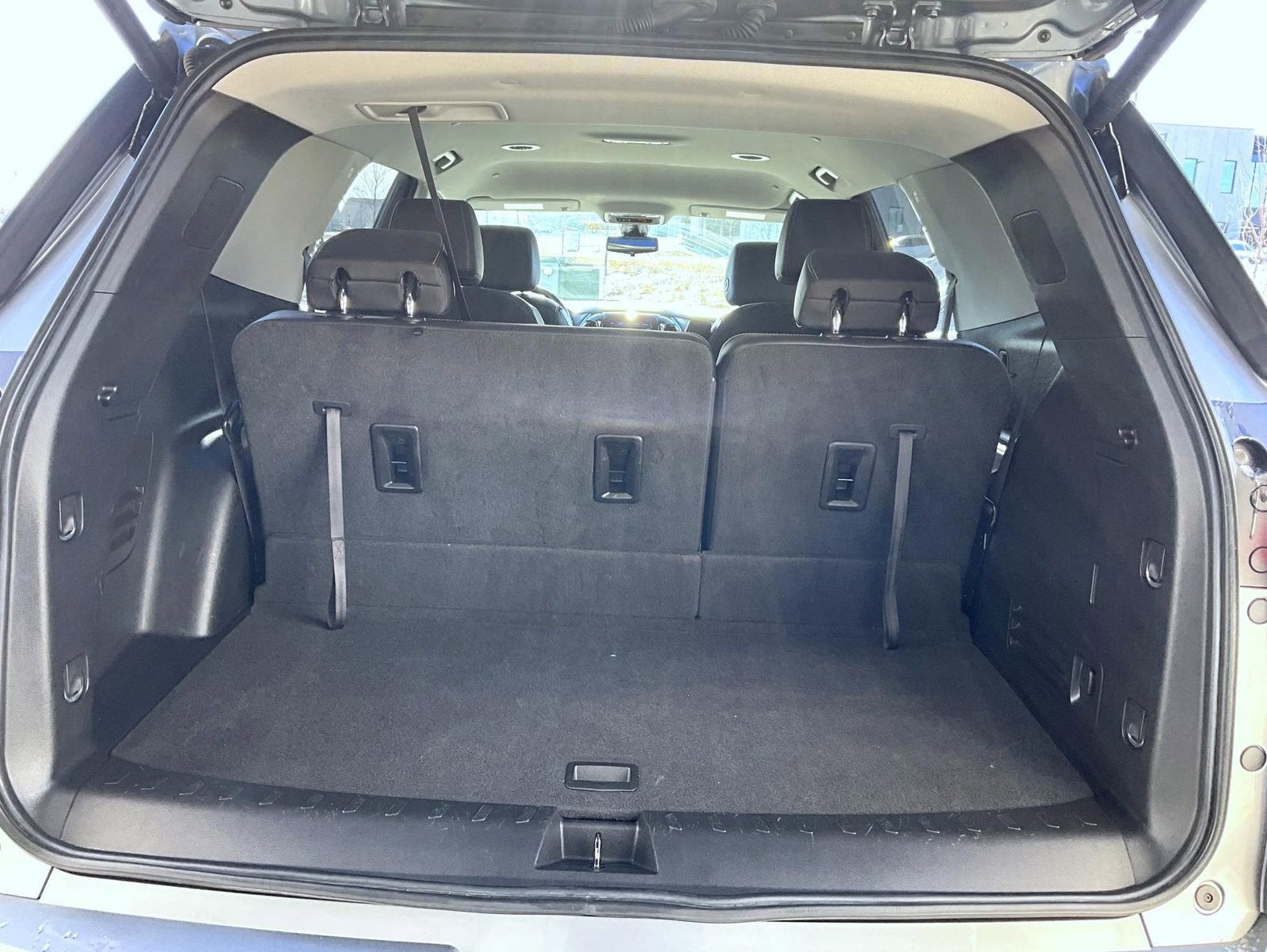 Used 2020 Chevrolet Traverse Premier image 9