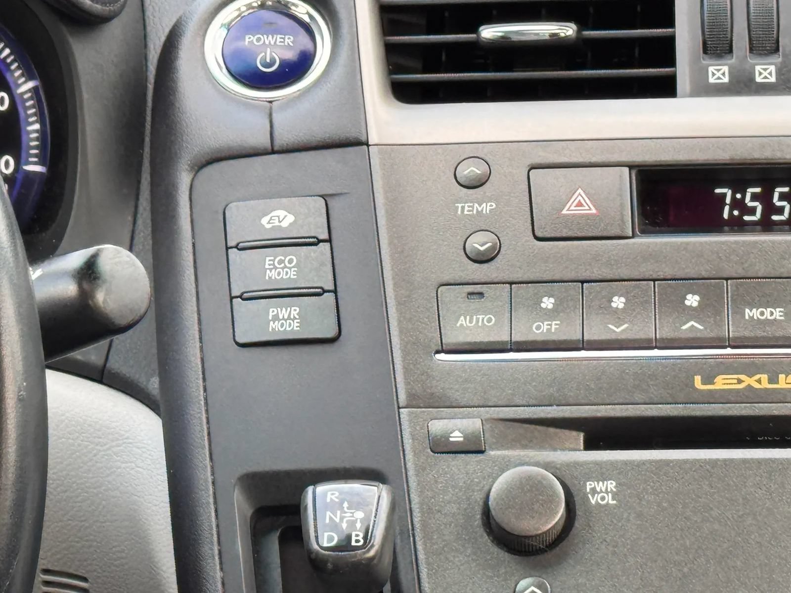 Used 2010 Lexus HS 250h Premium w/ Tech Pkg FWD image 27
