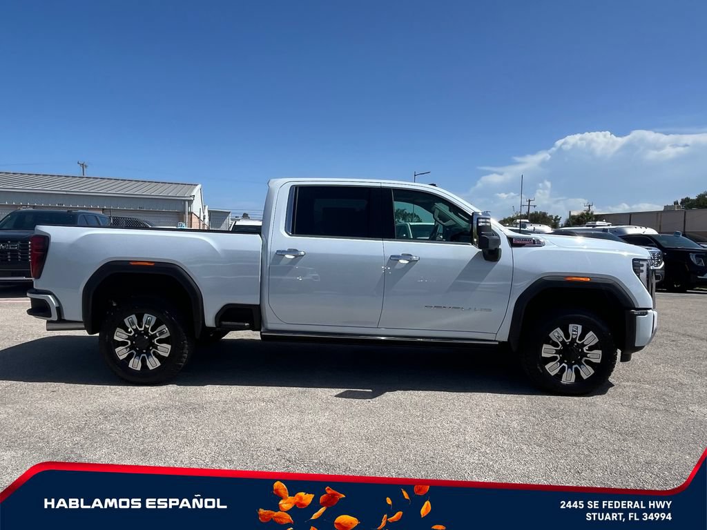 New 2026 GMC Sierra 2500 Denali w/ Denali Reserve Package AWD/4WD image 8