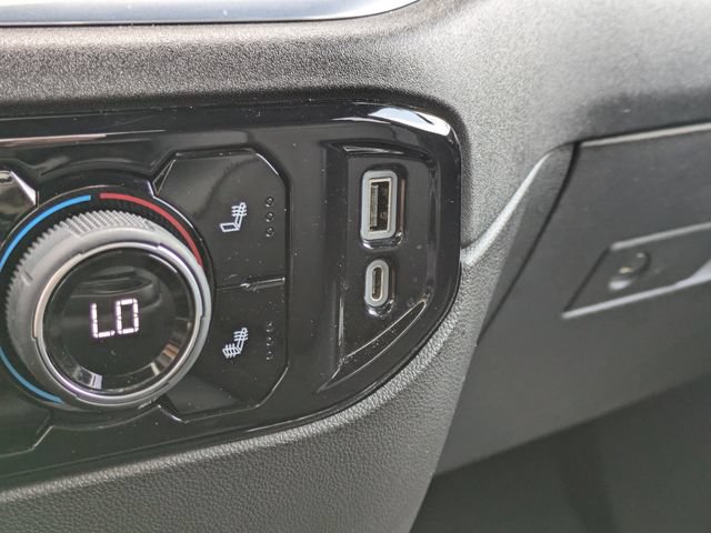Used 2022 Chevrolet Silverado 1500 LT w/ Protection Package RWD image 35
