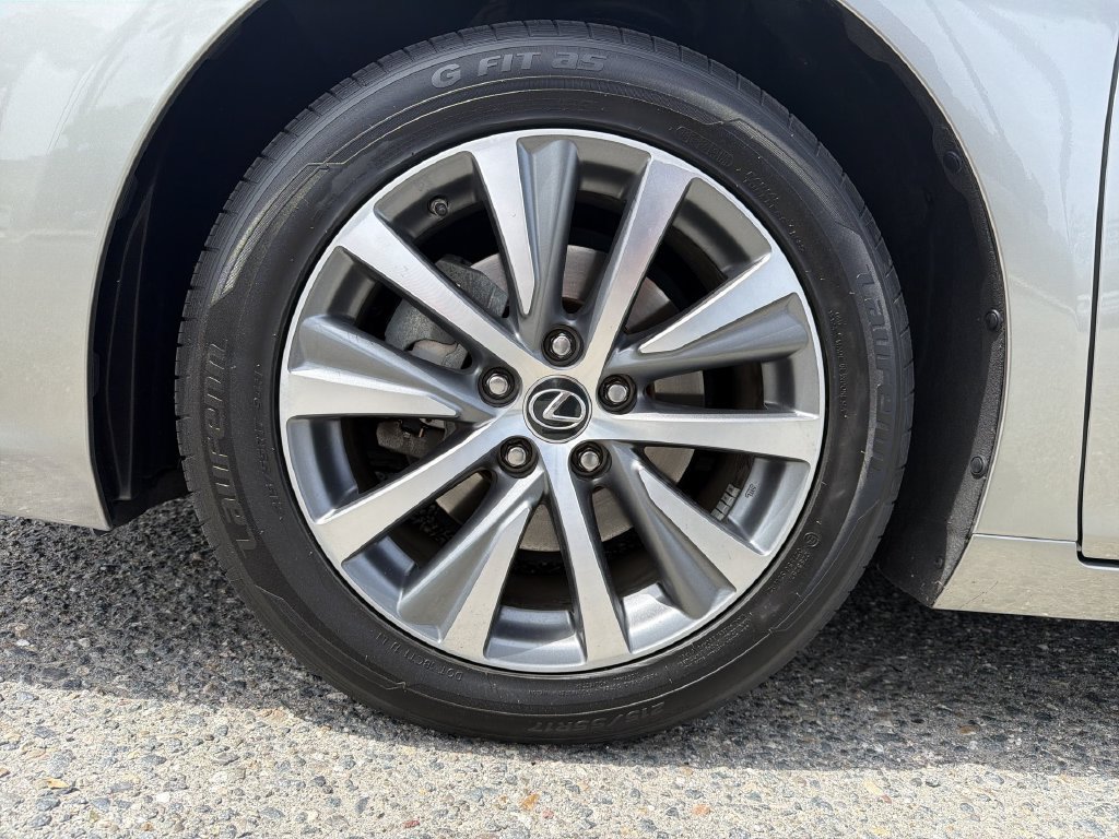 Used 2021 Lexus ES 300h FWD image 21