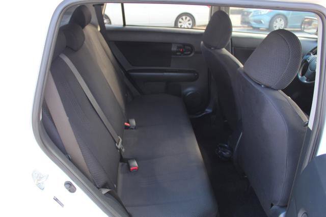 Used 2009 Scion xB Wagon image 25