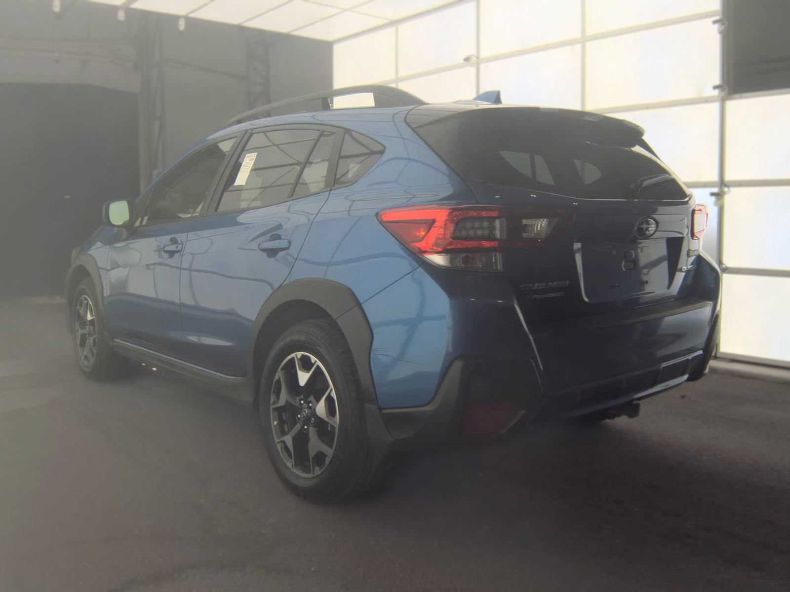 Used 2020 Subaru Crosstrek 2.0i Premium w/ Popular Package #2 AWD/4WD image 2