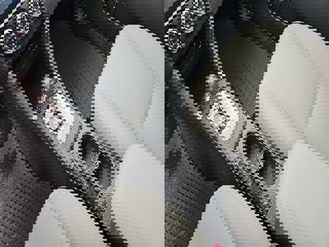 Used 2016 Subaru Forester 2.5i Limited image 25