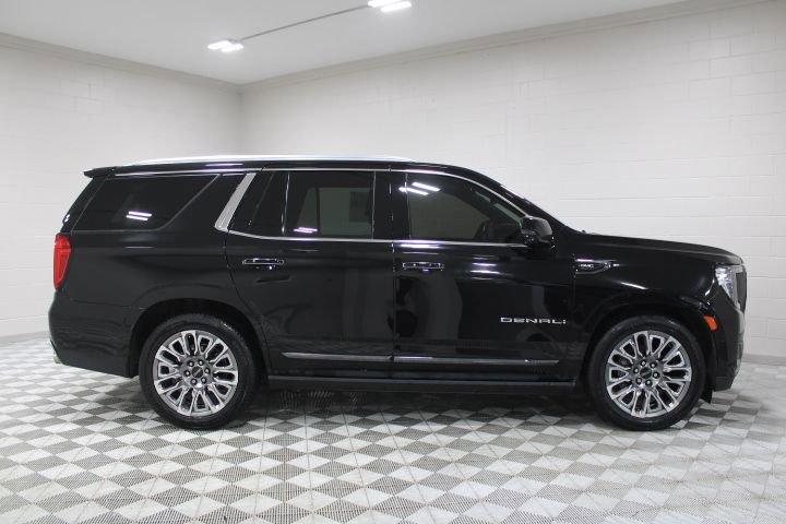 Used 2023 GMC Yukon Denali Ultimate image 13