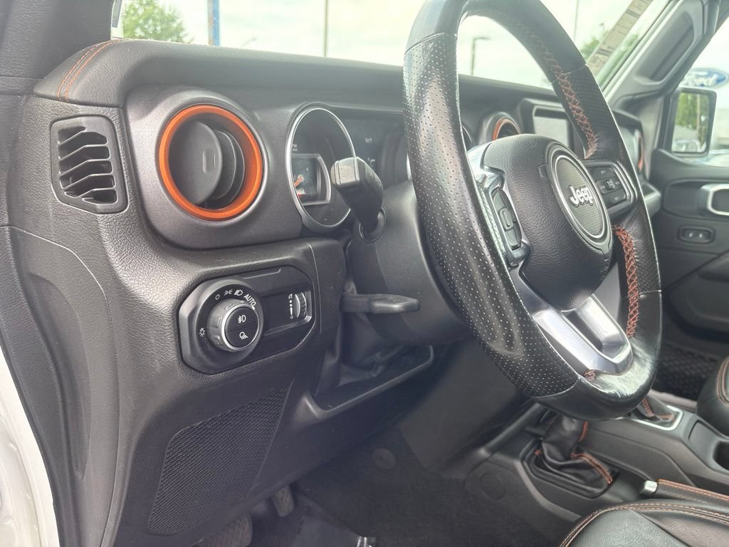 Used 2023 Jeep Gladiator Mojave w/ LED Lighting Group AWD/4WD image 22