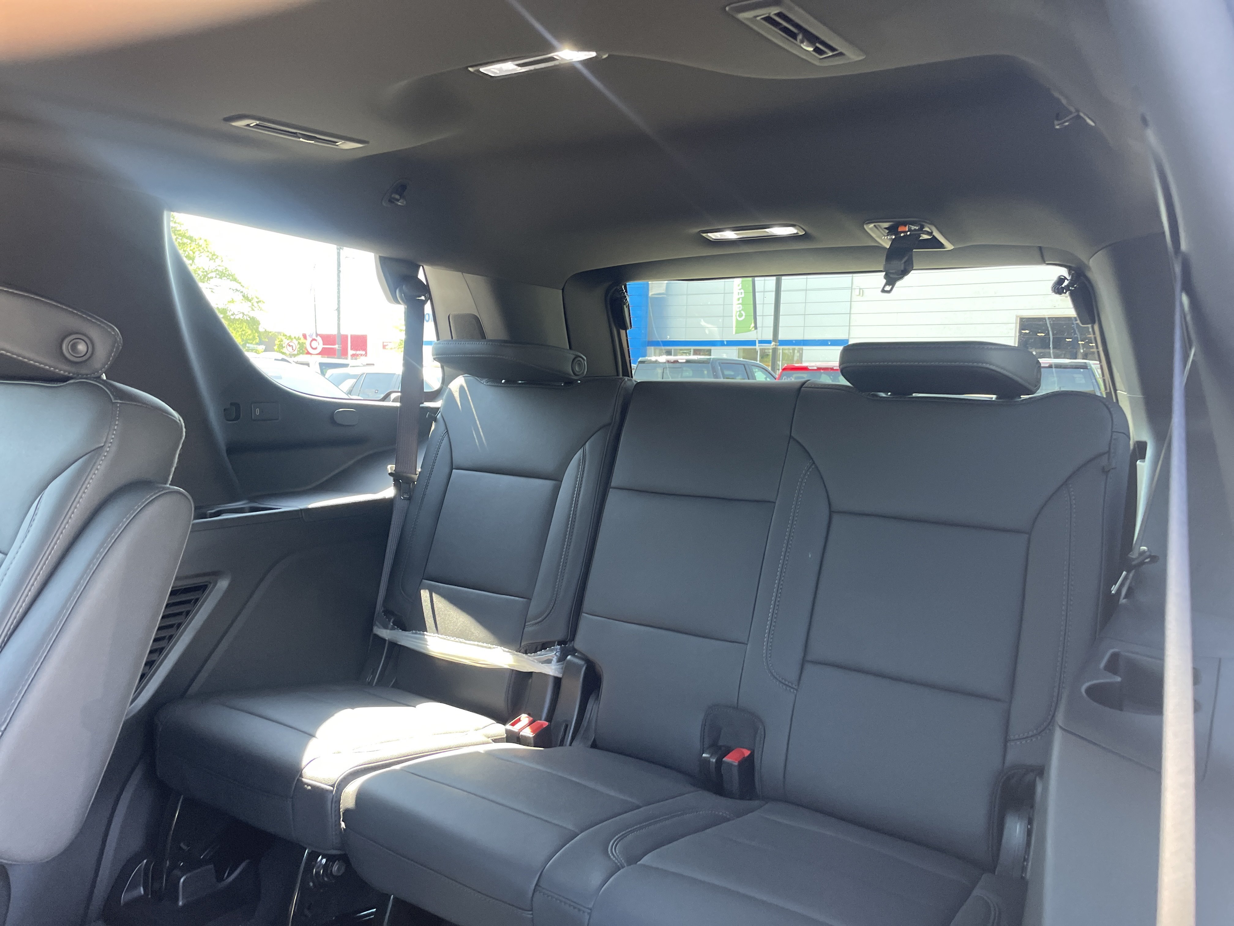 New 2026 Chevrolet Tahoe Z71 w/ Comfort Package AWD/4WD image 29