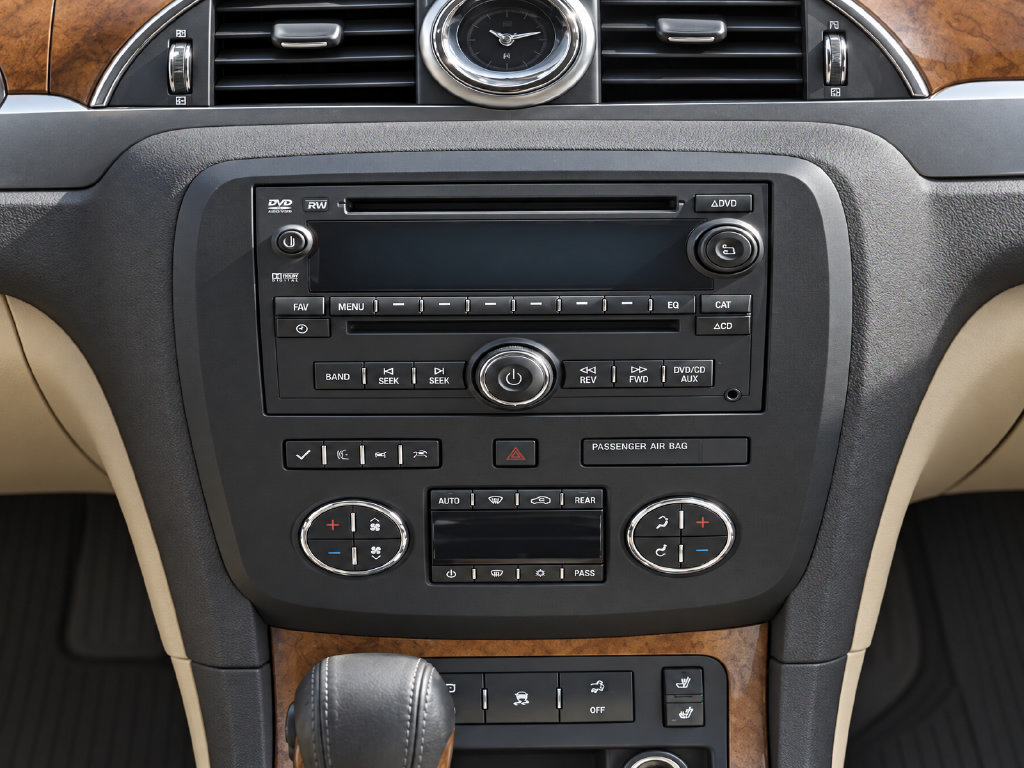 Used 2012 Buick Enclave Leather AWD/4WD image 10