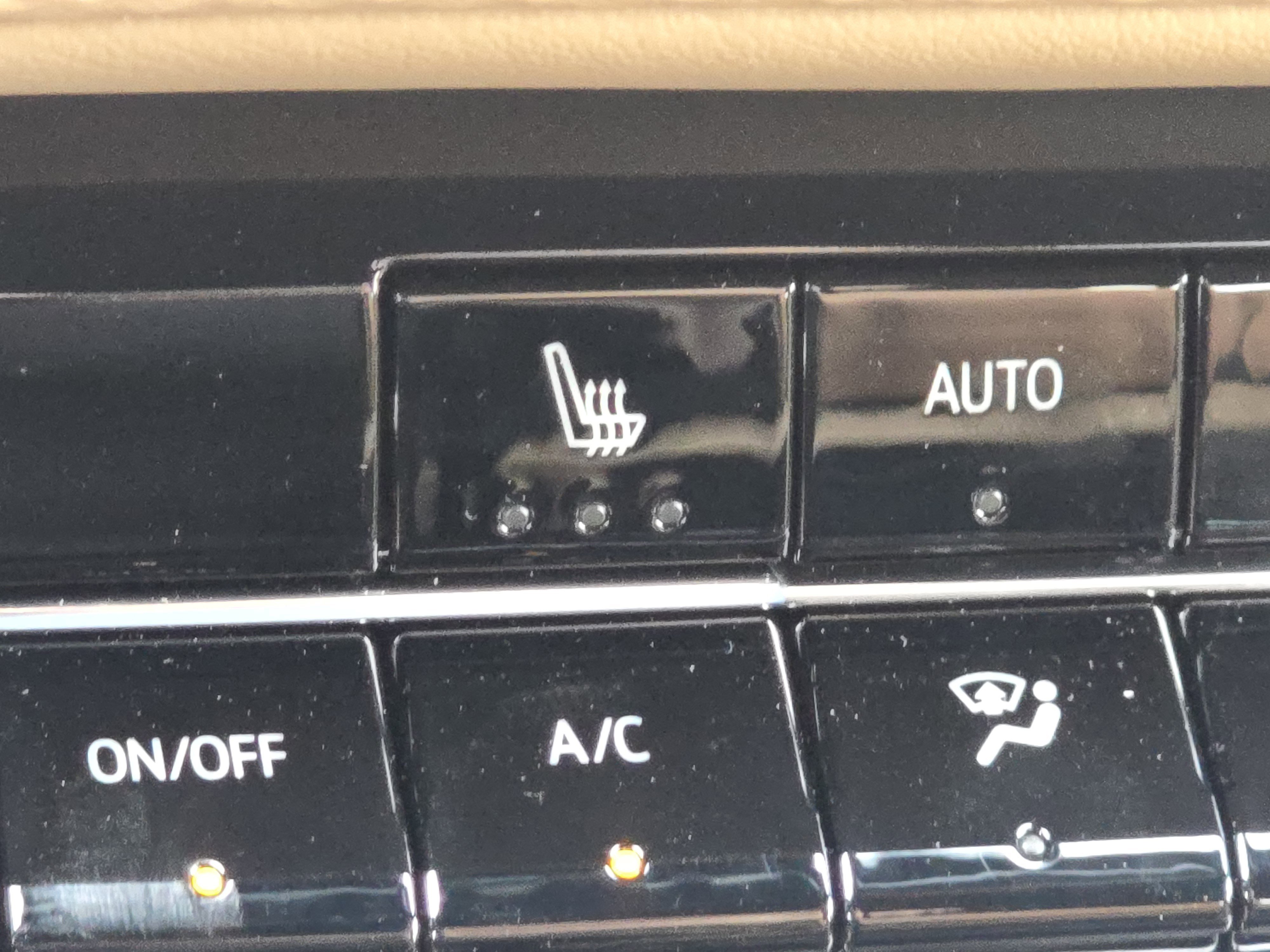 New 2026 Chevrolet Equinox ACTIV image 4