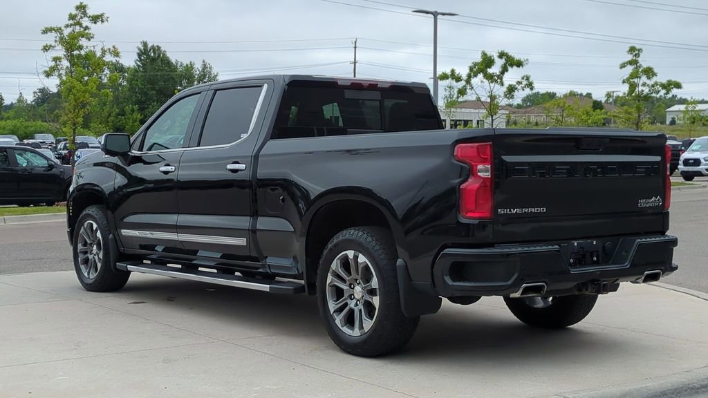 Used 2023 Chevrolet Silverado 1500 High Country w/ Z71 Off-Road Package image 3