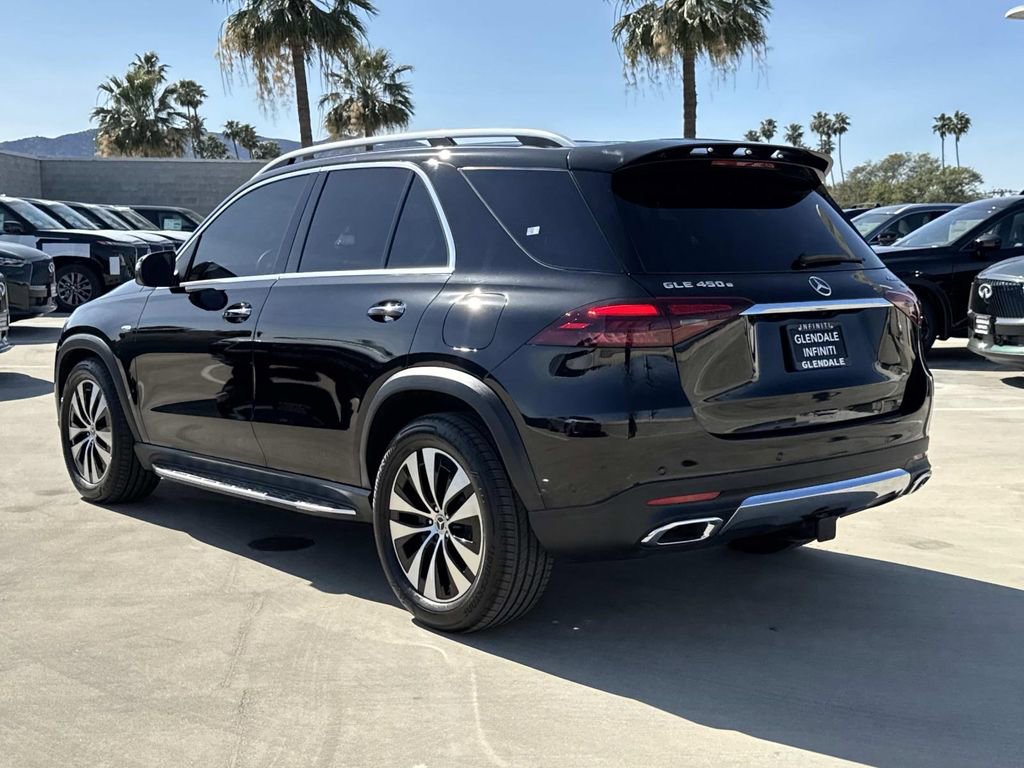 Used 2025 Mercedes-Benz GLE 450e 4MATIC image 4