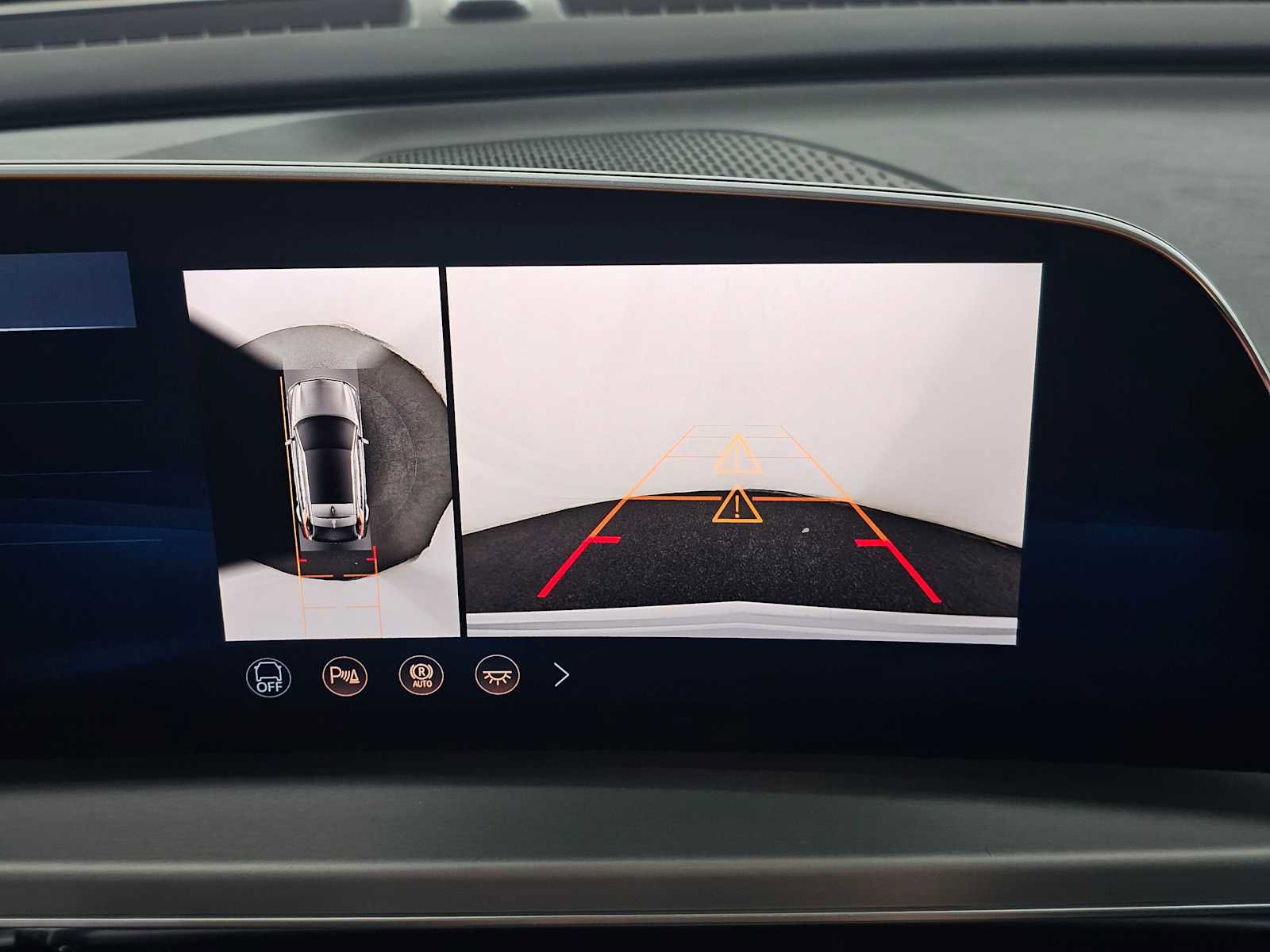 New 2026 Cadillac Lyriq Luxury image 26