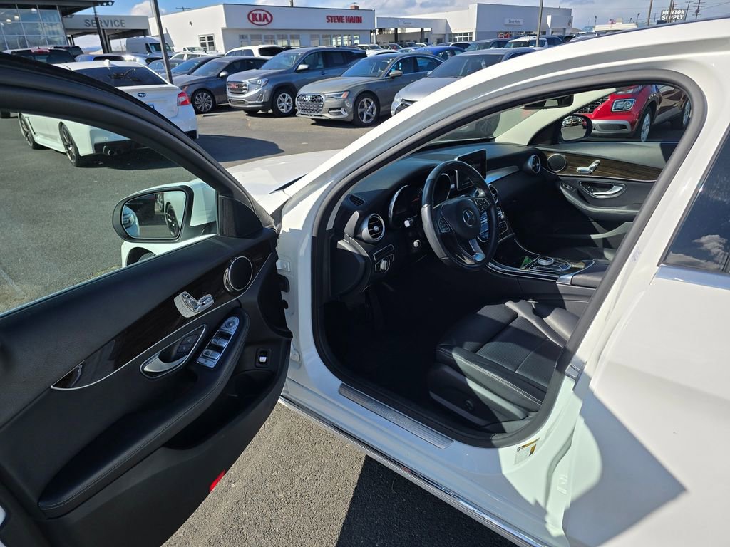 Used 2018 Mercedes-Benz C 300 Sedan image 20