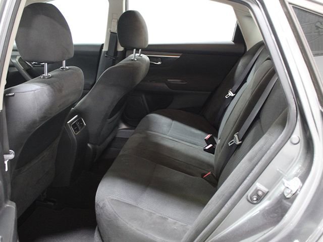 Used 2014 Nissan Altima 2.5 SV w/ Convenience Package FWD image 15