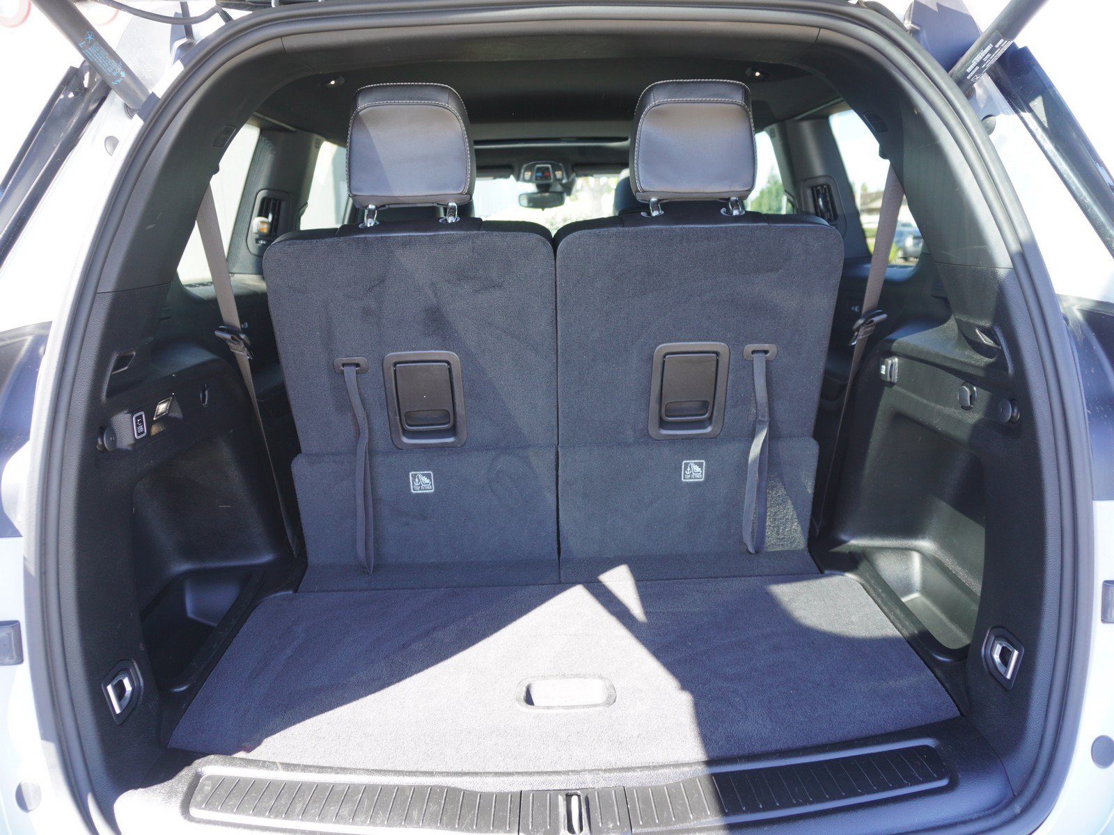 Used 2023 Jeep Grand Cherokee L Laredo AWD/4WD image 11