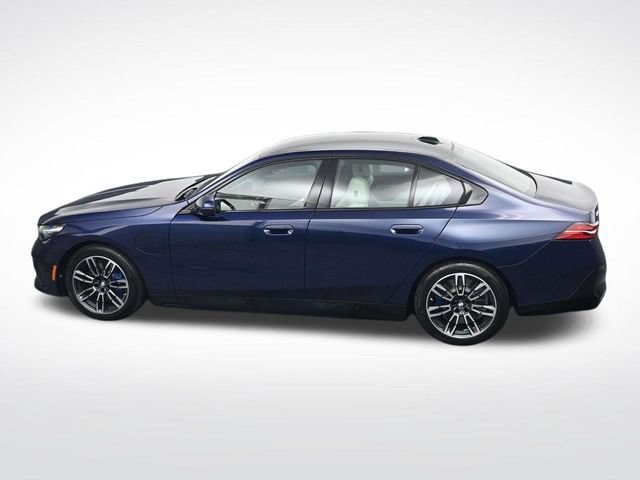 New 2027 BMW 550e xDrive AWD/4WD image 27