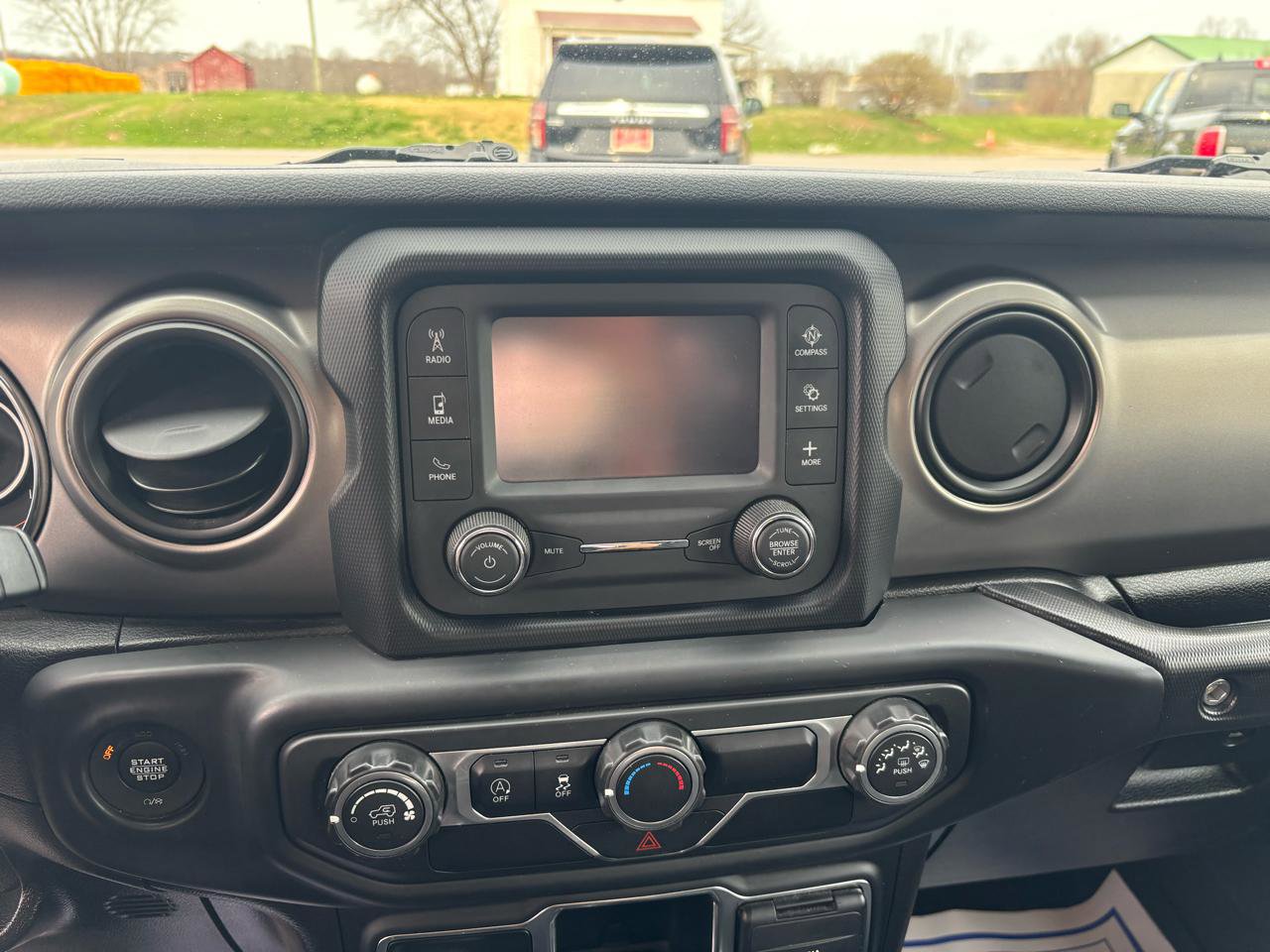 Used 2019 Jeep Wrangler Sport image 11